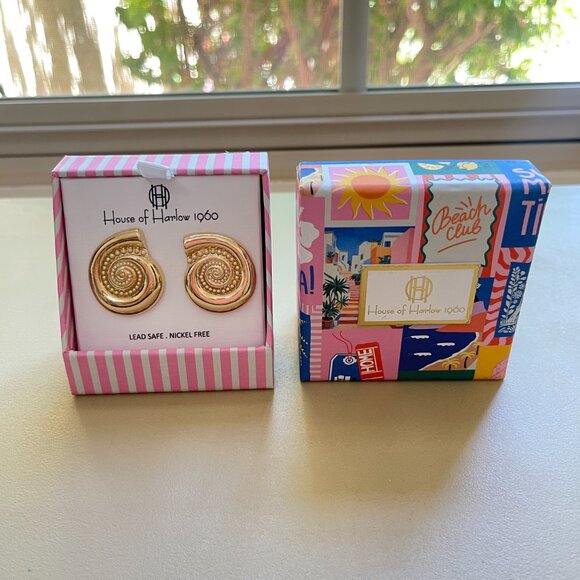 New House of Harlow 1960 Earrings Gold Pearl Shell Pierced NWT - Picture 2 of 4
